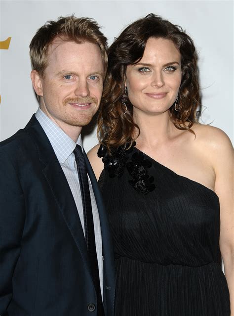 emily deschanel husband divorce.